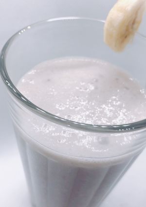 A picture of Milkshake.