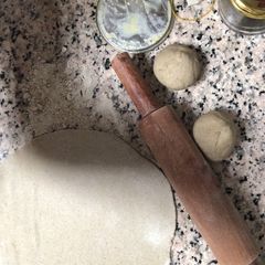 A picture of Bajre ki roti.
