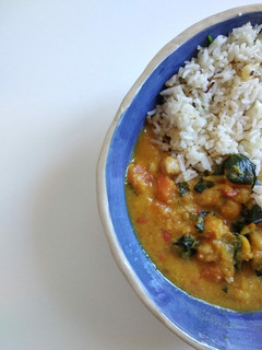 Una foto de Curry de verduras
