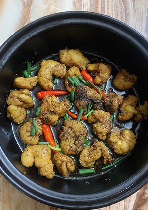 Hình của món Trứng cá sặc kho tiêu.