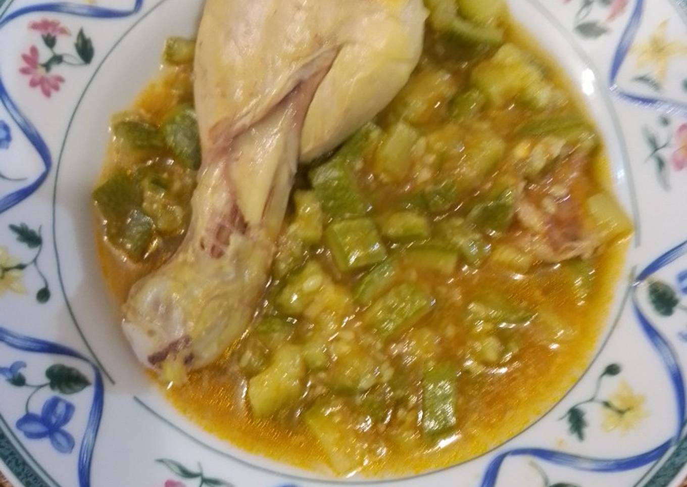 Calabacitas con pollo