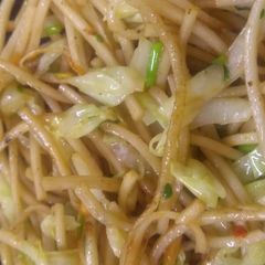 Jain veg hakka noodels A picture of Jain veg hakka noodels.