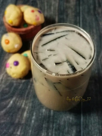 Langkah Gampang Membikin Resep Es Cincau Susu Cappuccino yang Sempurna Anti Ribet, Lezat Sekali