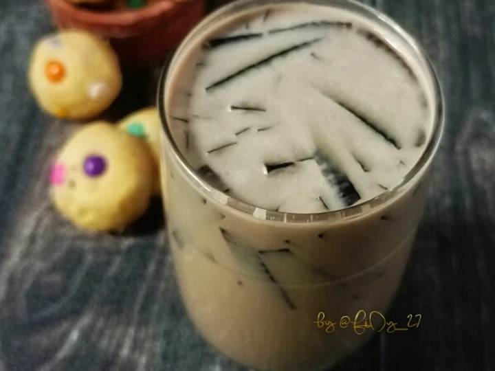 Langkah Gampang Membikin Resep Es Cincau Susu Cappuccino yang Sempurna Anti Ribet, Lezat Sekali