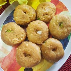 A picture of Homemade Balushahi.