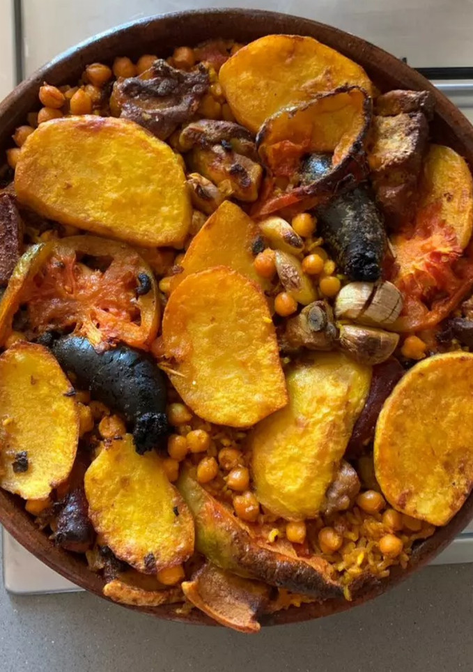 Una foto de Arroz al horno valenciano para 4 personas