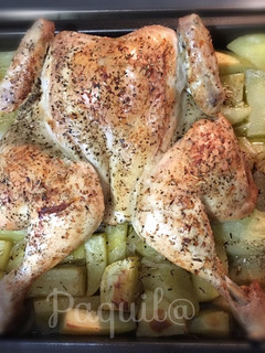 Una foto de Pollo Corte Mariposa 🦋 al Horno con Cerveza 🍺