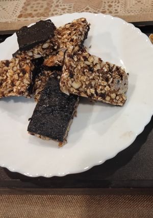 A picture of Super healthy Granola bars.