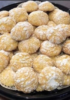 A picture of Coconut cookies.