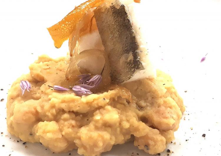 Baccalà in oliocottura su crema di ceci