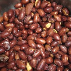 A picture of Roasted peanuts.