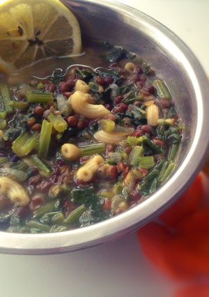 صورة لوصفة طريقة عمل شوربة عدس بحامض