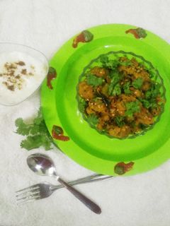 જુવાર, ઘઉં,ચણા ના લોટ ના મુઠીયા રેસીપી મુખ્ય ફોટો