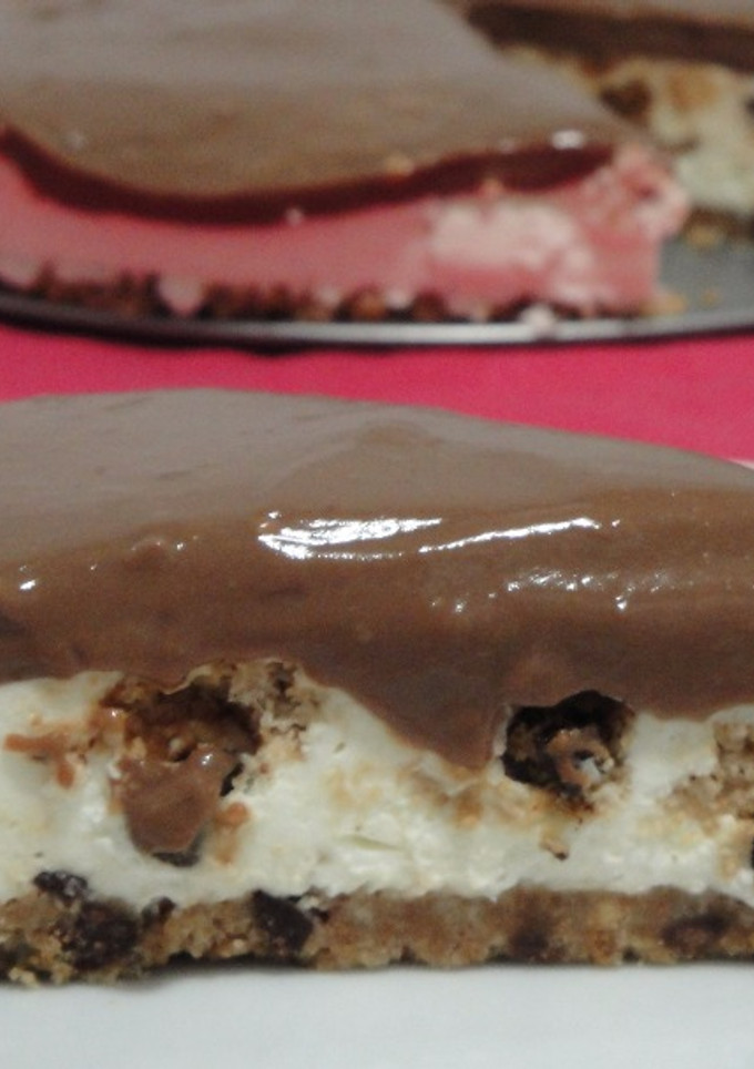 Una foto de Vídeo Cheesecake de chips ahoy y Nesquik sin horno