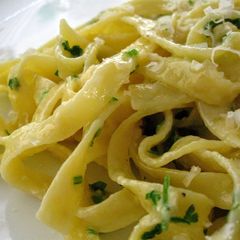 Creamy Lemon Garlic Fettuccine for One A picture of Creamy Lemon Garlic Fettuccine for One.