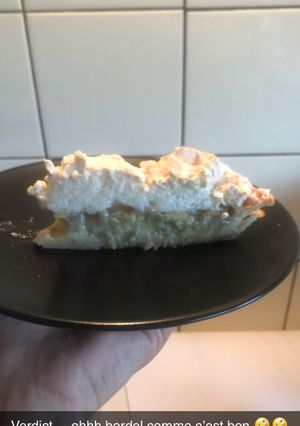 Une photo de Tarte à la rhubarbe meringuée