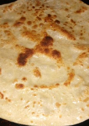 A picture of Anda paratha.