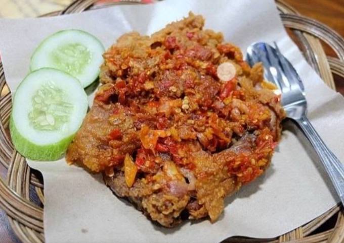 Ayam geprek