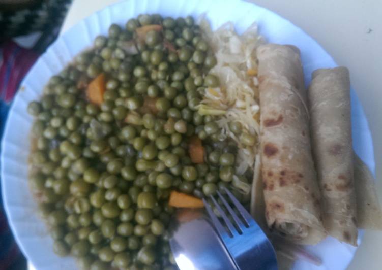 Steps to Prepare Perfect Peas stew served with chapati
