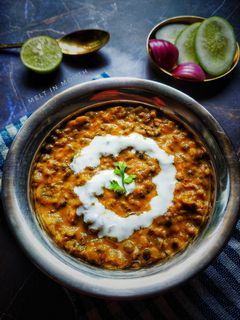 ডাল মাখানি (Dal makhani recipe in bengali) রেসিপির প্রধান ছবি