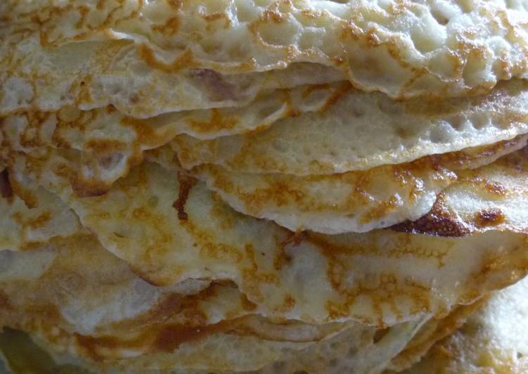 Akácvirágos palacsinta