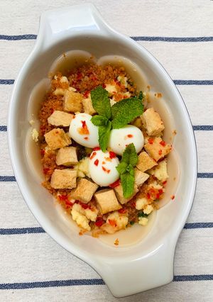 Hình của món Bánh bèo tôm cháy bằng bánh phồng tôm.