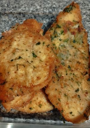 Una foto de Milanesas de pollo con rebozado saborizada (de la serie Nada)