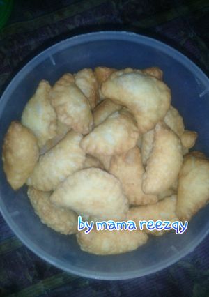 Foto resep Mini Pastel Isi Abon Renyah Simple