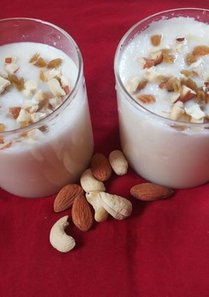 মাস্কমেলন মিল্কশেক (muskmelon milkshake recipe in Bengali) রেসিপির প্রধান ছবি