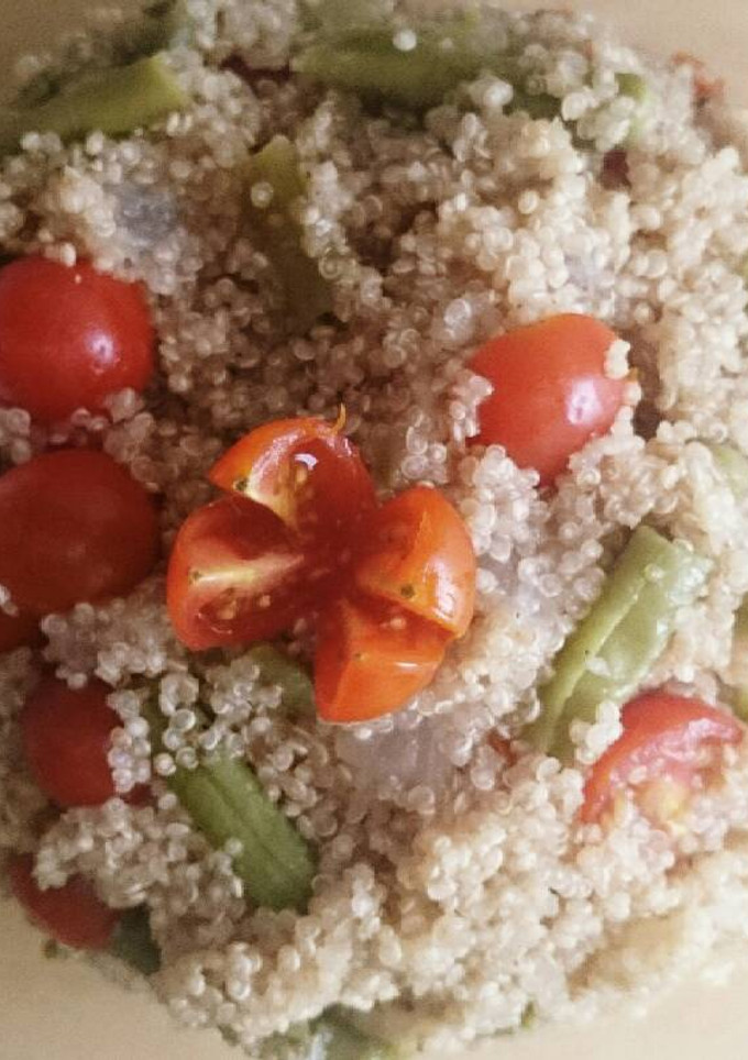 Una foto de Ensalada de quinoa