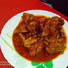 A picture of Mughlai chicken.