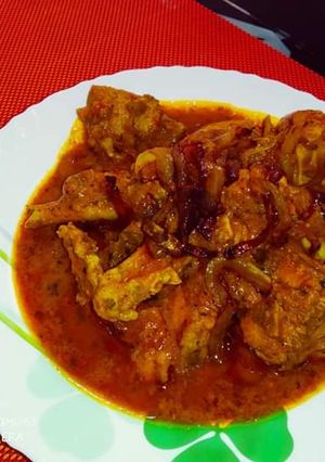 A picture of Mughlai chicken.