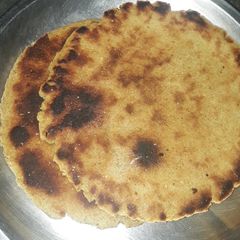 A picture of Mithi roti (holi special).