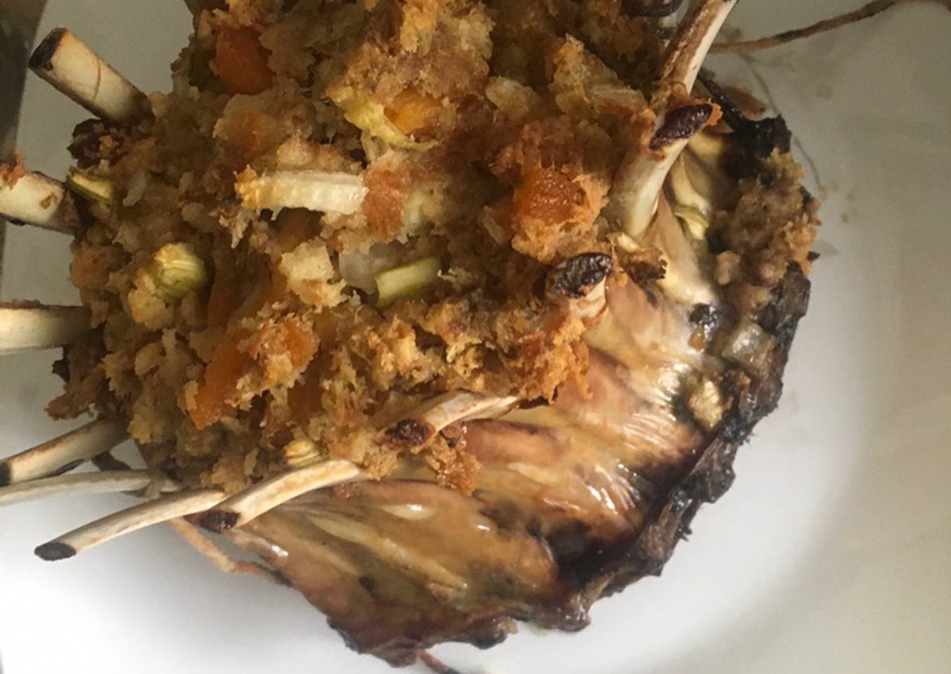 Crown roast of lamb with apricot stuffing