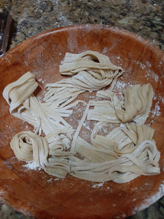 Una foto de Masa de pasta italiana de huevo