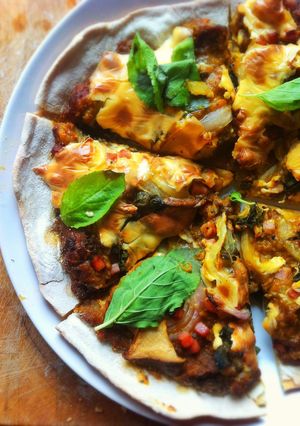 รูปของ Epic meal: Curry pizza homemade