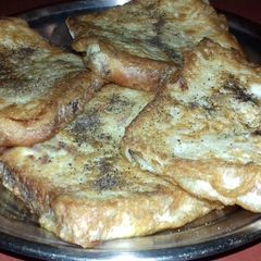 A picture of Egg Toast.