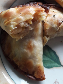 Una foto de Empanadillas vegetales con gambas