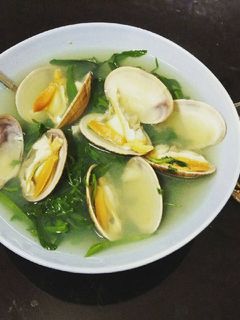 Hình của món Canh sò lụa nấu rau muống.
