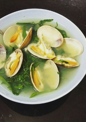 Hình của món Canh sò lụa nấu rau muống.