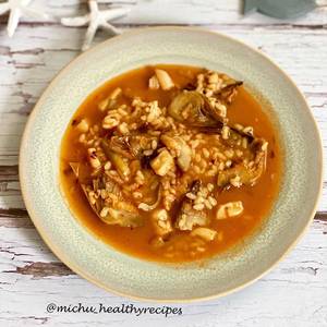 Arroz con sepia y alcachofas
