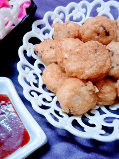 A picture of Mangode with arhar dal.