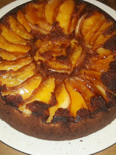 Una foto de Torta invertida de manzanas
