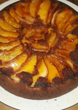 Una foto de Torta invertida de manzanas
