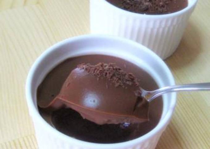 κύρια φωτογραφία συνταγής Σοκολατένια κρέμα με espresso και μπαχαρικά