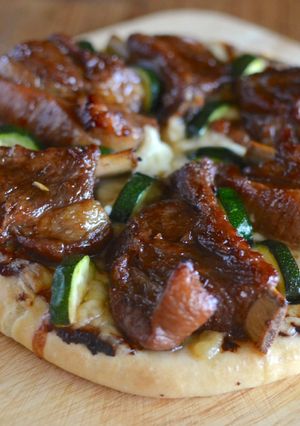 A picture of Pork spare rib pizza！.