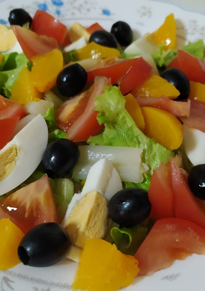 Una foto de Ensalada con judías y huevo