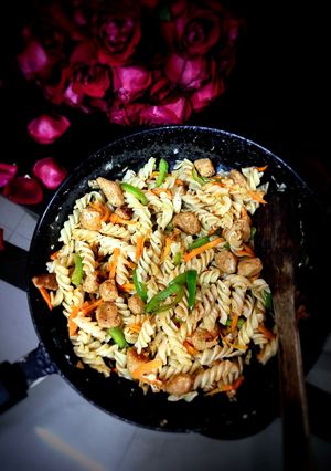 সয়া পাস্তা (soya pasta recipe in Bengali) রেসিপির প্রধান ছবি