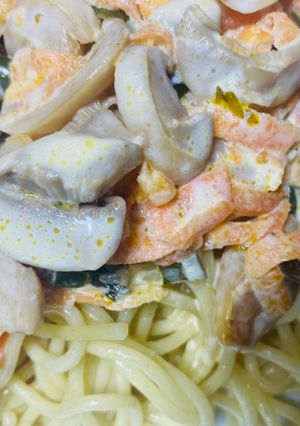 Una foto de Crema con champiñón y verduras