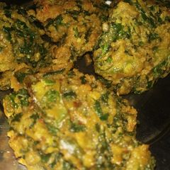 A picture of Spinach pakoda.